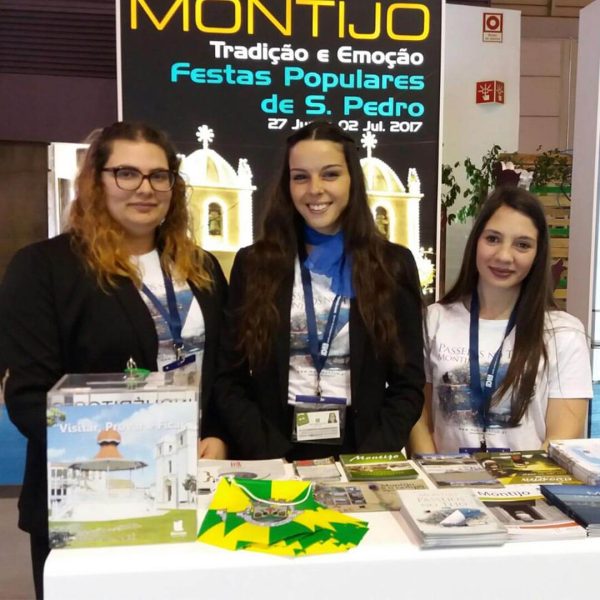 bdr-bandeiras-e-mastros-marketing-comunicacao-galhardetes bdr-bandeiras-e-mastros-marketing-comunicacao-galhardetes