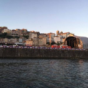 q8-lona-publicitaria-bdr-bandeiras-e-mastros q8-lona-publicitaria-bdr-bandeiras-e-mastros