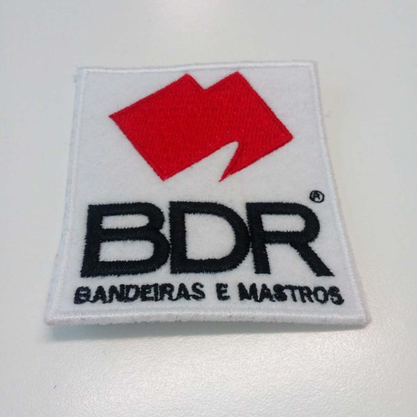 bdr-bandeiras-e-mastros-emblema