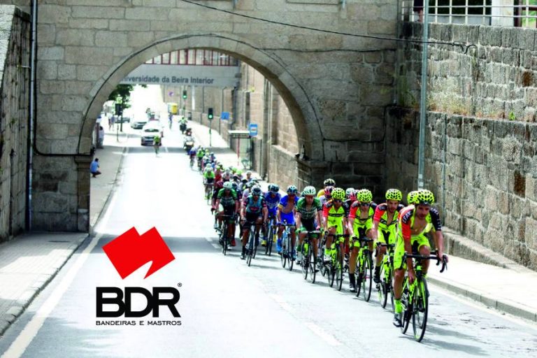 Em 2019 vamos pedalar com a equipa de ciclismo Efapel.